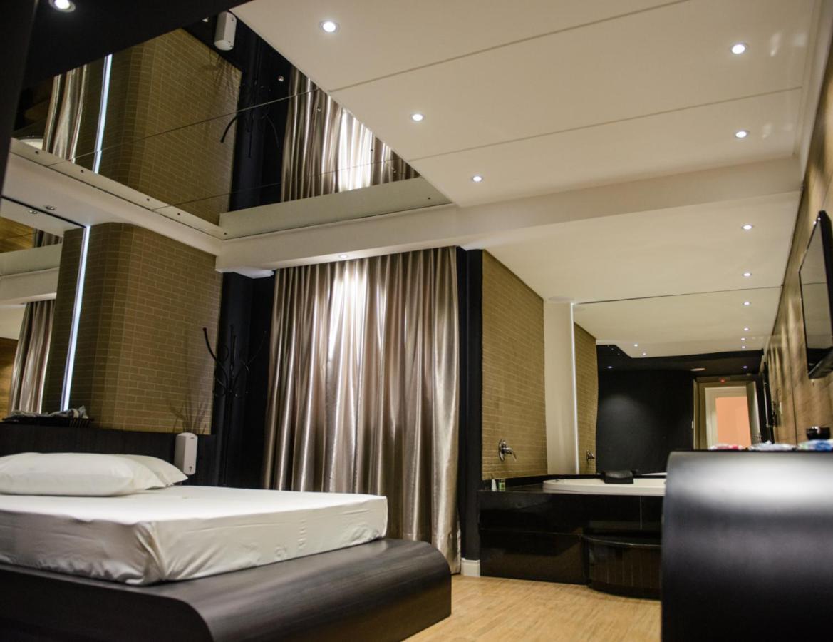 Le Parc Motel ลาเจส ภายนอก รูปภาพ