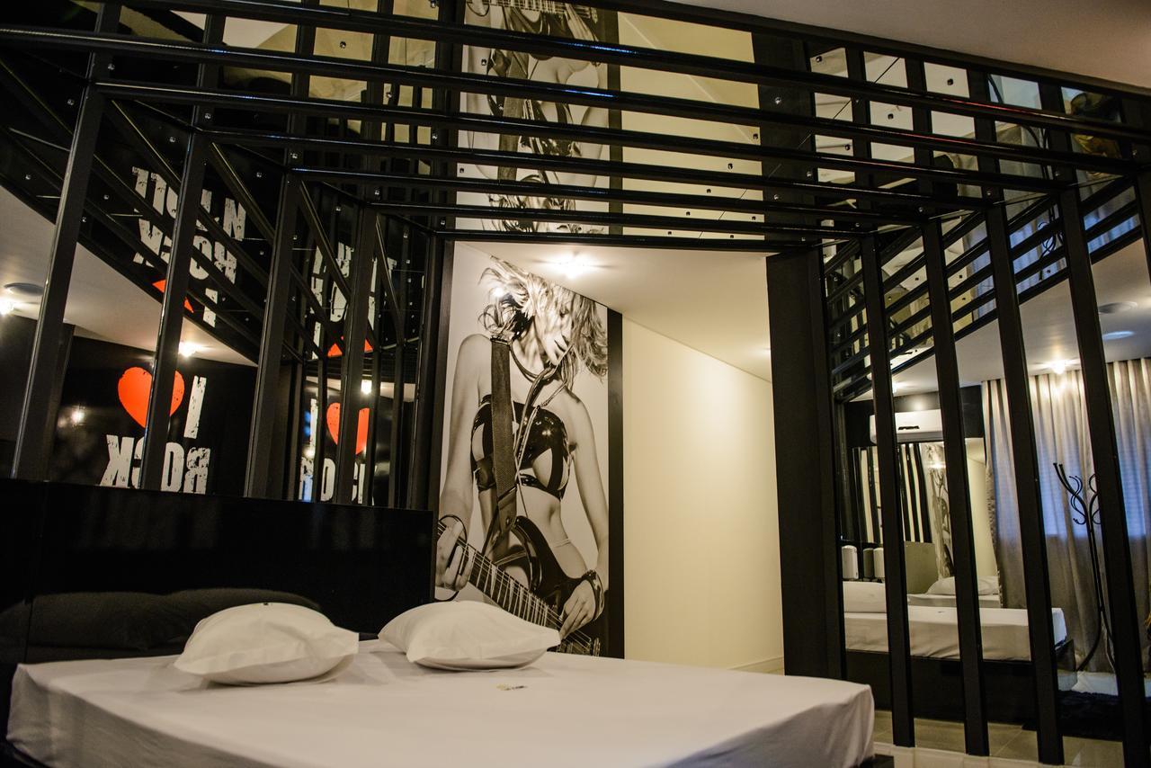 Le Parc Motel ลาเจส ภายนอก รูปภาพ